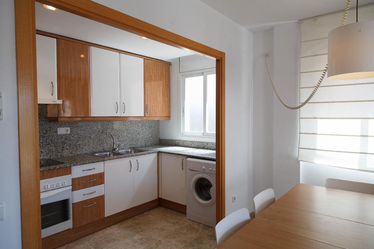 Uhc Ventura Park Apartments Салоу Экстерьер фото